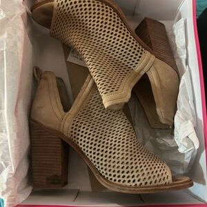 Vince Camuto Katnina Open Toe Booties Women’s